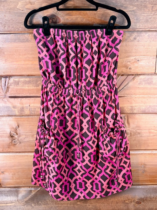 Alice & Trixie Dresses & Skirts - Alice & Trixie Hot Pink and Black Strapless Geometric Dress Size Small